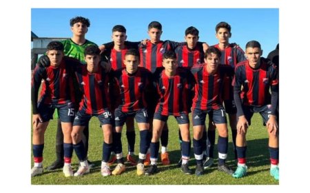 Yeniboğaziçi U16 takımı çeyrek finalde