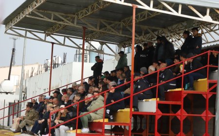 Paşaköy'de zemin MÜKEMMEL, tribün REZİL, basın tribünü YOK!