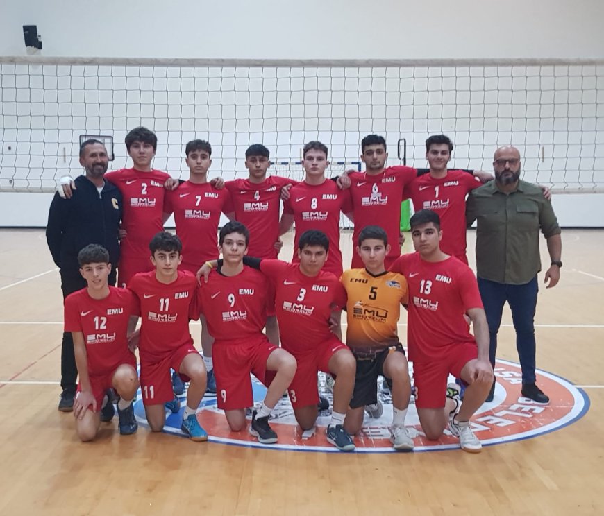 Voleybol Osman Çetintaş Kupası'nda sıra finallerde