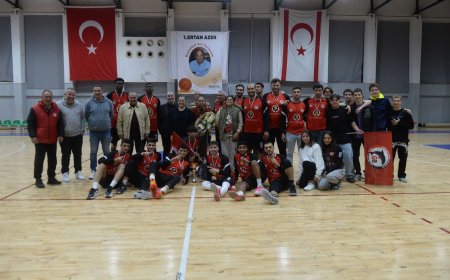 ﻿Gençler Birliği kupayla başladı