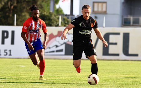 Zirvede kritik akşam