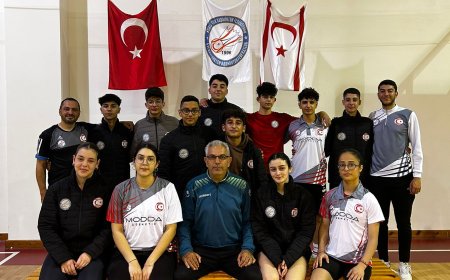 Badmintoncularımız Bursa yolcusu                                                                                                                
