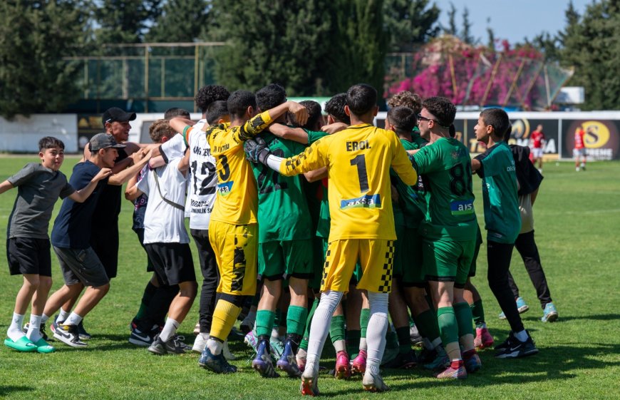 Önce büyükler sonra gençler şampiyon