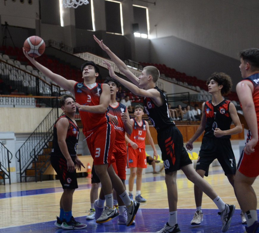 U16’da Soyer Extend galip: 75-57