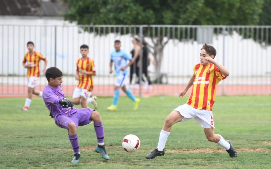 U14’ler final için sahne alıyor