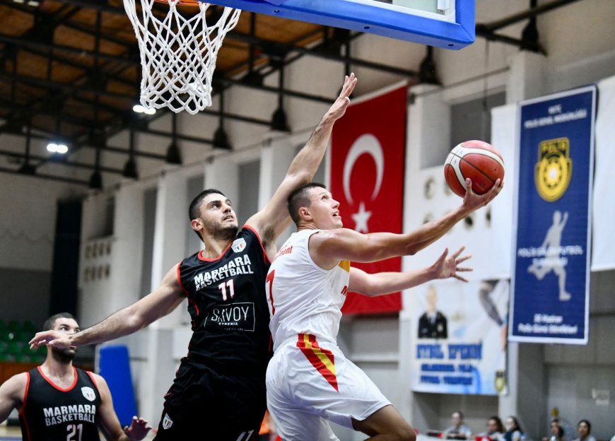 ﻿Marmara uzattı: 52-83