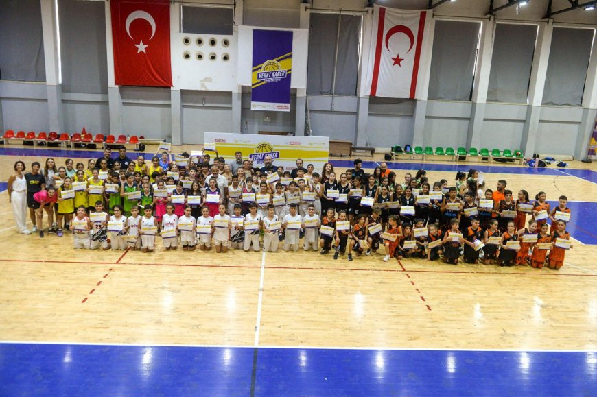 Basketbolda geleceğin yıldızları  bir aylık maratonu tamamladı