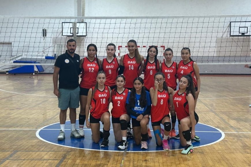 ﻿Voleybolda U16 ve U17 Ligleri başladı