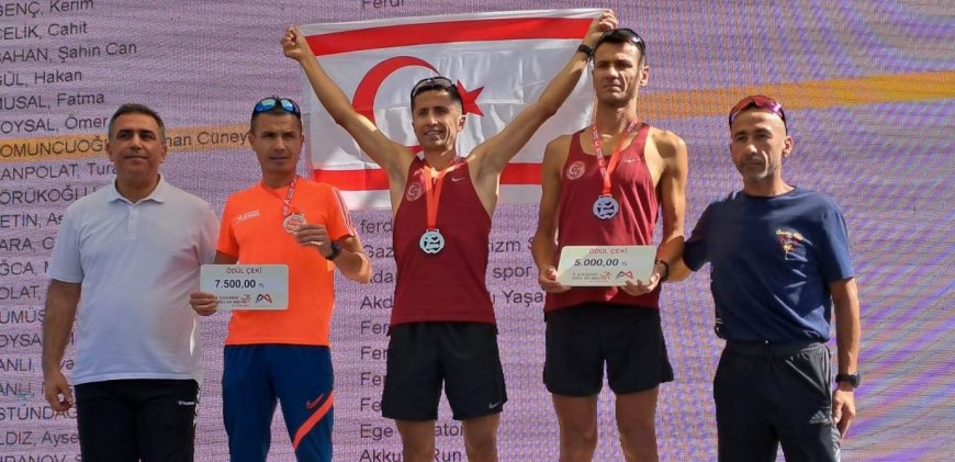 Tarsus Yarı Maratonu'nda Tazegül ve Kurt kürsüde