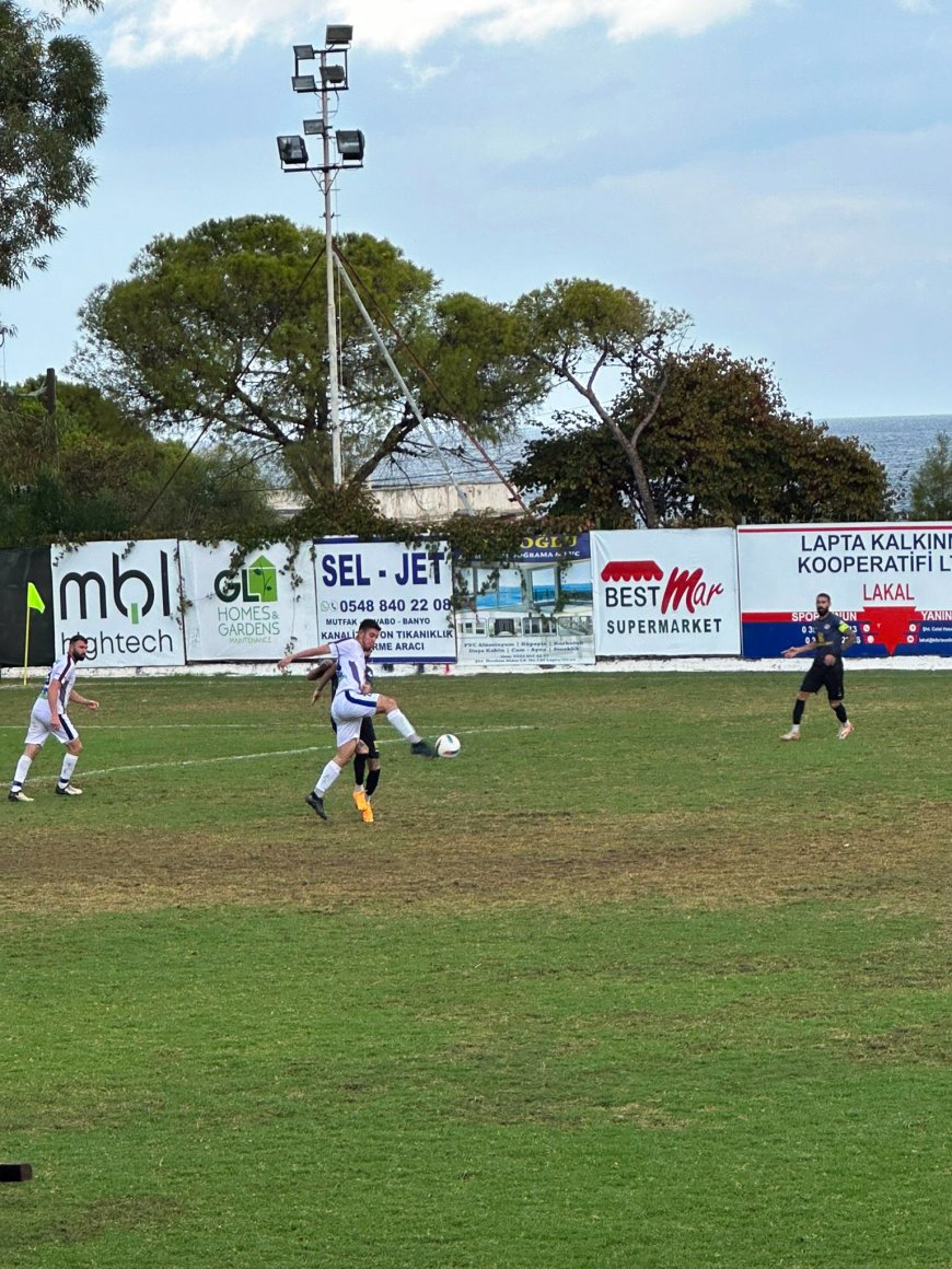 Yeniboğaziçi liderliği Lapta'da bıraktı: 0-0