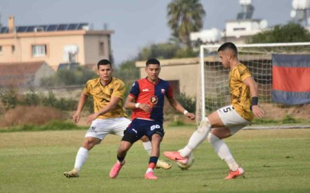 Olaylı maç Yeniboğaziçi'nin: 3-0