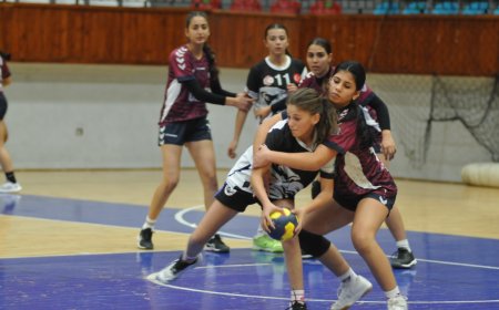 Hentbolda zorlu gece