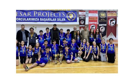 Karpaz Gate Marina'dan çifte zafer