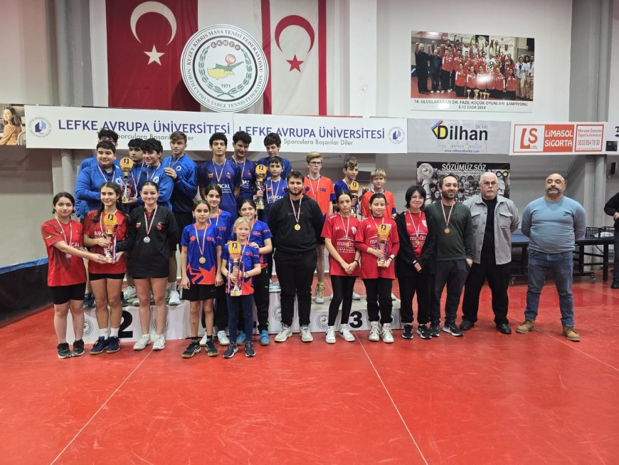 Raketler Nazlime Sporcuoğlu anısına