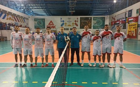 Futbol Tenisi’nde 19 Mayıs Gençlik Kupası