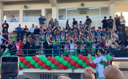 Mormenekşe kupayı, Yeniboğaziçi derbiyi : 0-4