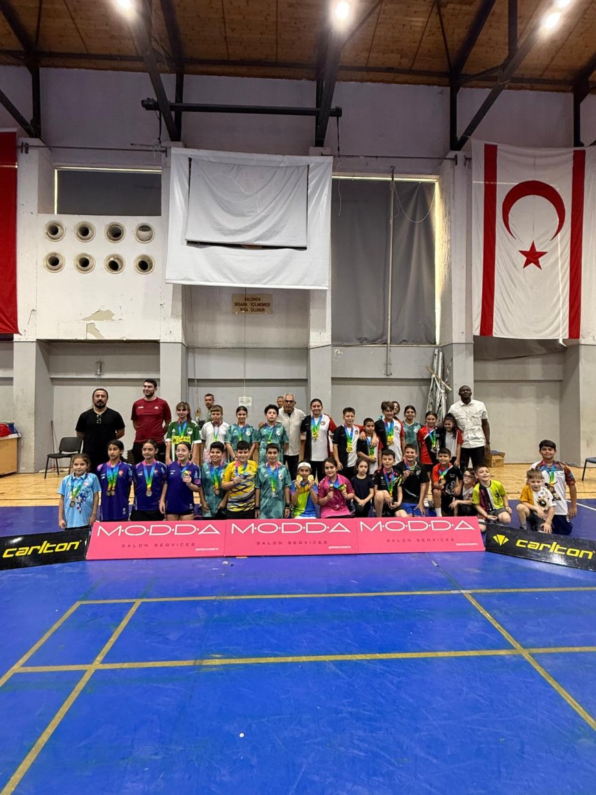 Badmintonda U13 Turnuvası yapıldı.