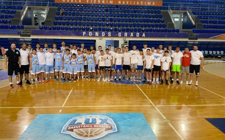 Basketbolcularımız, dostluk maçı yaptı