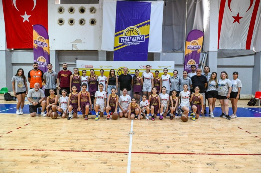 Vedat Kaner U 12 Easy League başladı