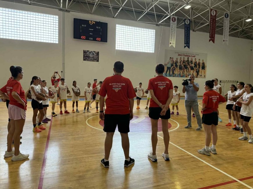 Basketbolda ortak kamp zamanı
