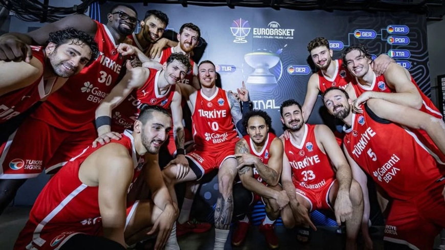 Yürekten teşekkürler 12 DEV ADAM; Finalde kaybettik!