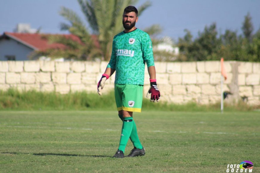 Özalan’dan futbola ara